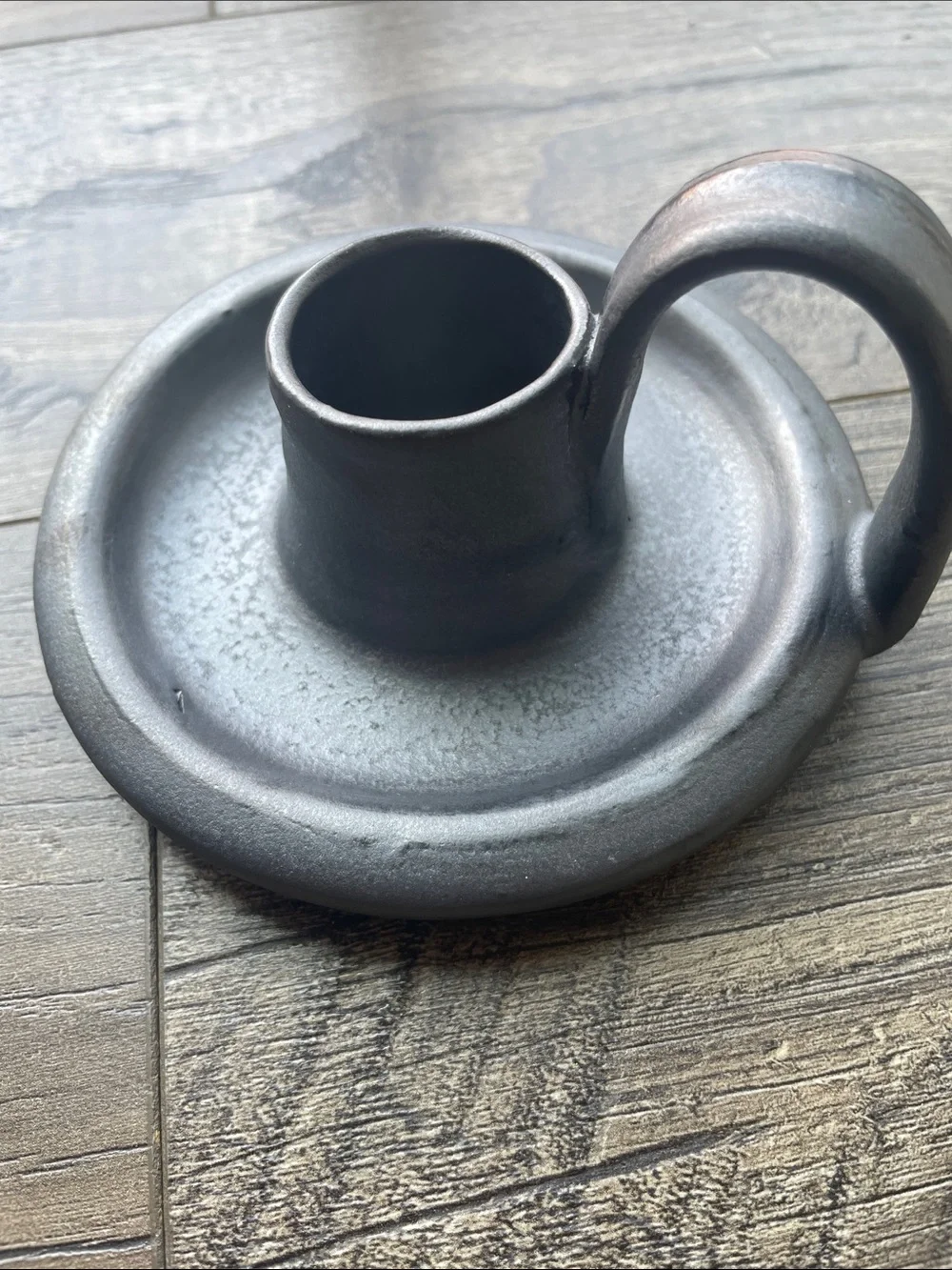 Vintage-Style ceramic Candle Holder in Black